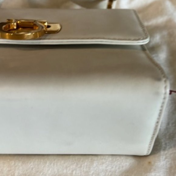 Ferragamo Ivory Mini - Picture 6 of 8